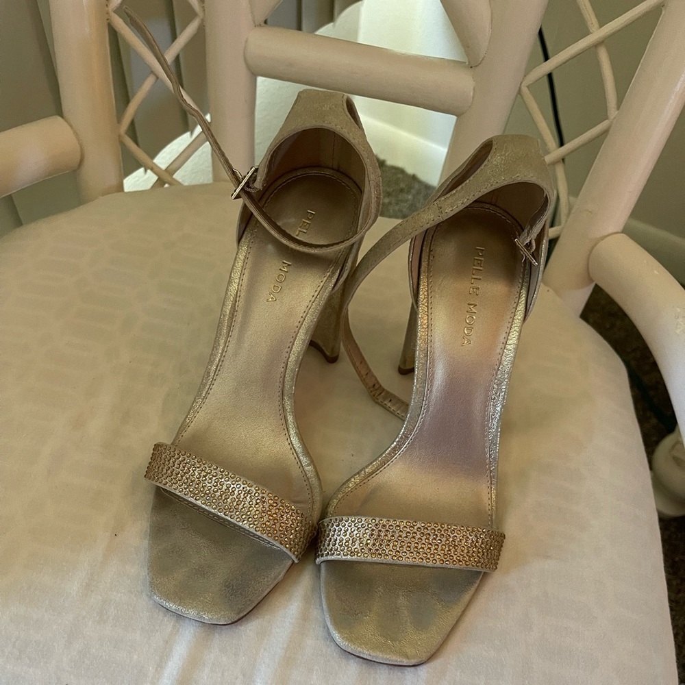 Pelle Moda block heels worn once for gala size 7
